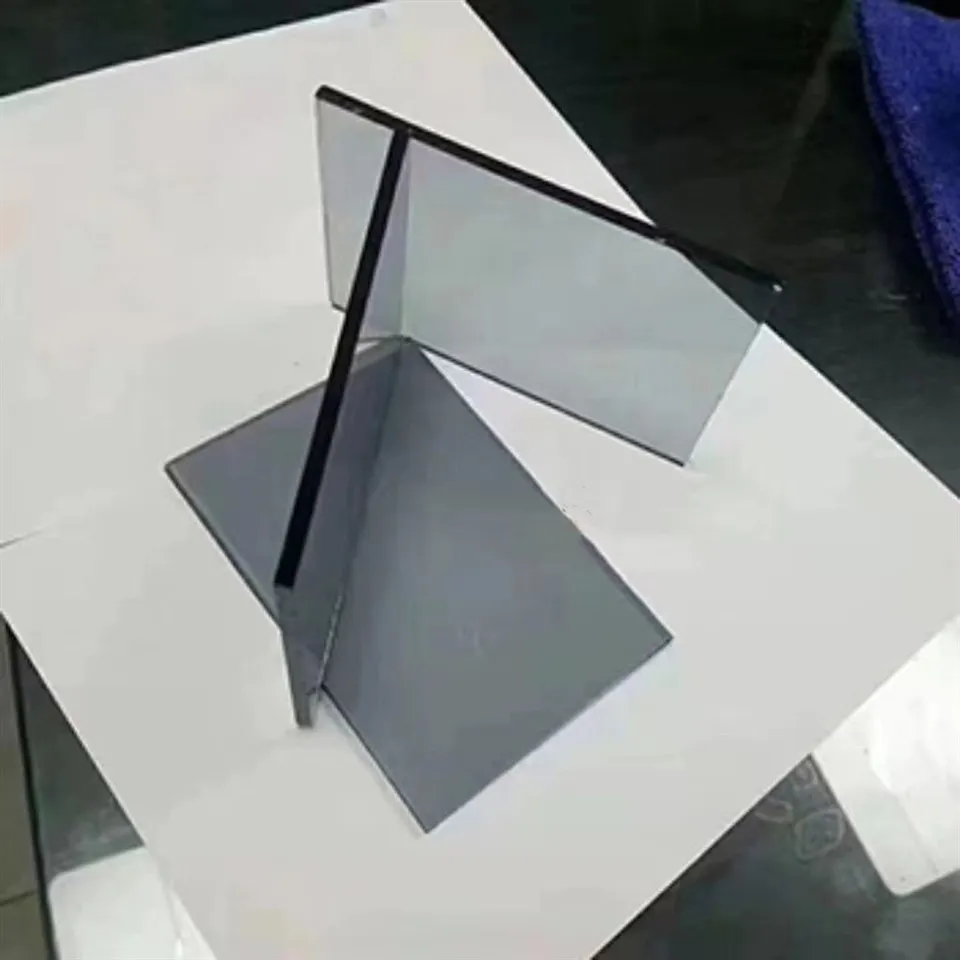 Gloine Snámhphointe Liath Euro